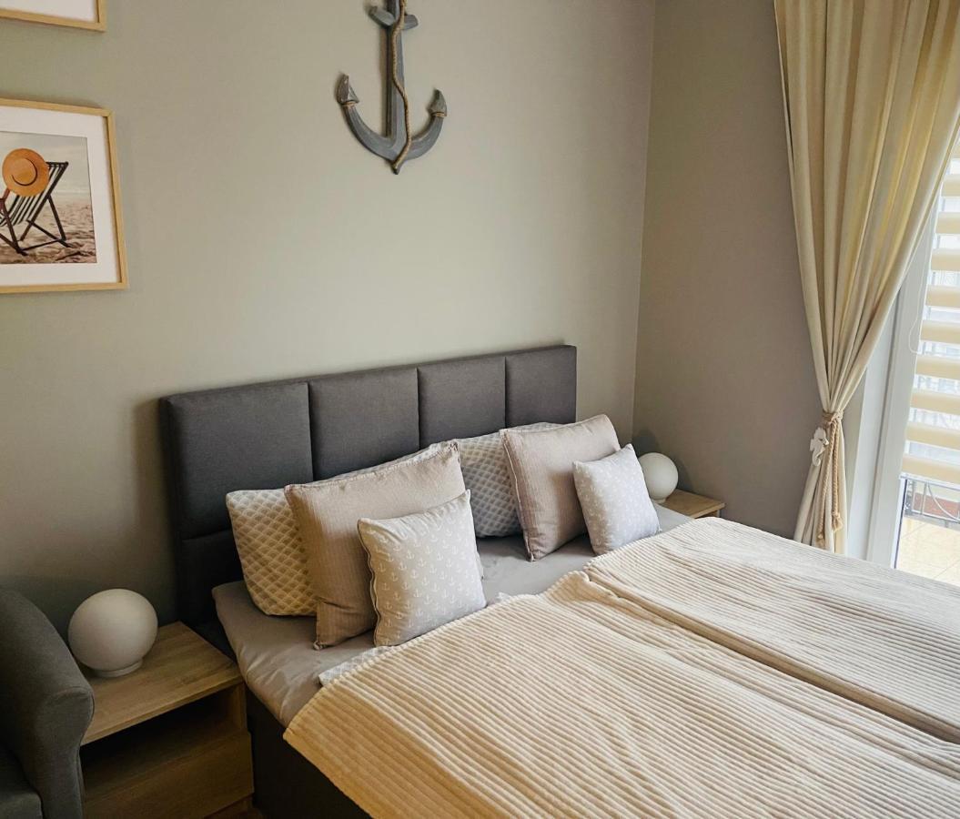 Apartament- Blisko Morza- W Trzech Koronach Z Prv Miejscem Parkingowym W Cenie! Swinoujscie Exterior photo
